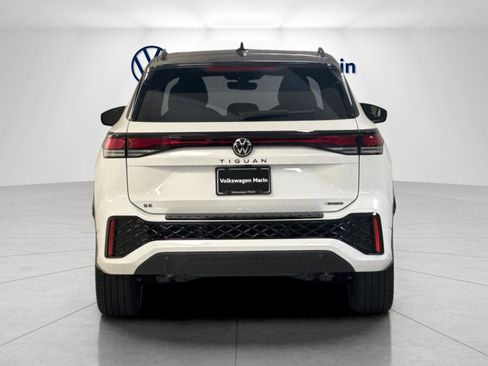 New 2026 Volkswagen Tiguan SE R-Line image 4