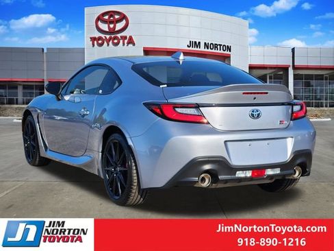 Used 2026 Toyota GR86 Premium w/ Performance Package RWD image 8