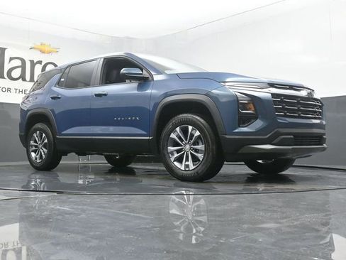 New 2026 Chevrolet Equinox LT w/ Convenience Package II image 2