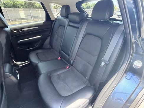 Used 2018 MAZDA CX-5 Touring w/ Preferred Equipment Package FWD image 9