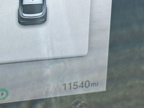 Used 2023 Genesis GV60 Advanced image 27