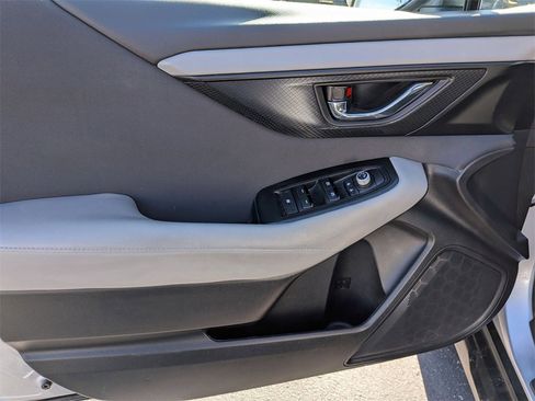 Used 2025 Subaru Outback Premium image 11