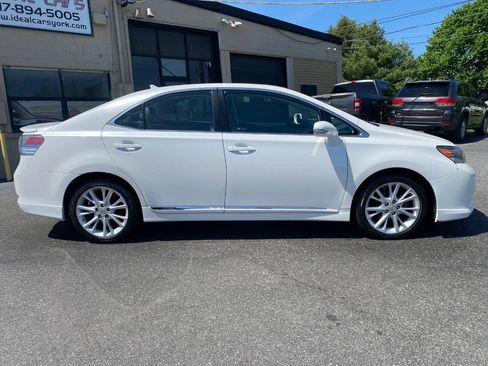 Used 2010 Lexus HS 250h FWD image 2