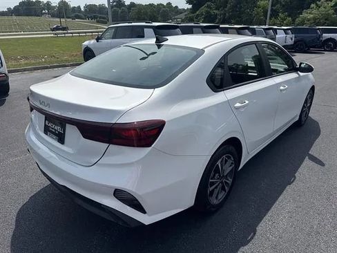 Used 2024 Kia Forte LXS w/ LXS Technology Package FWD image 6