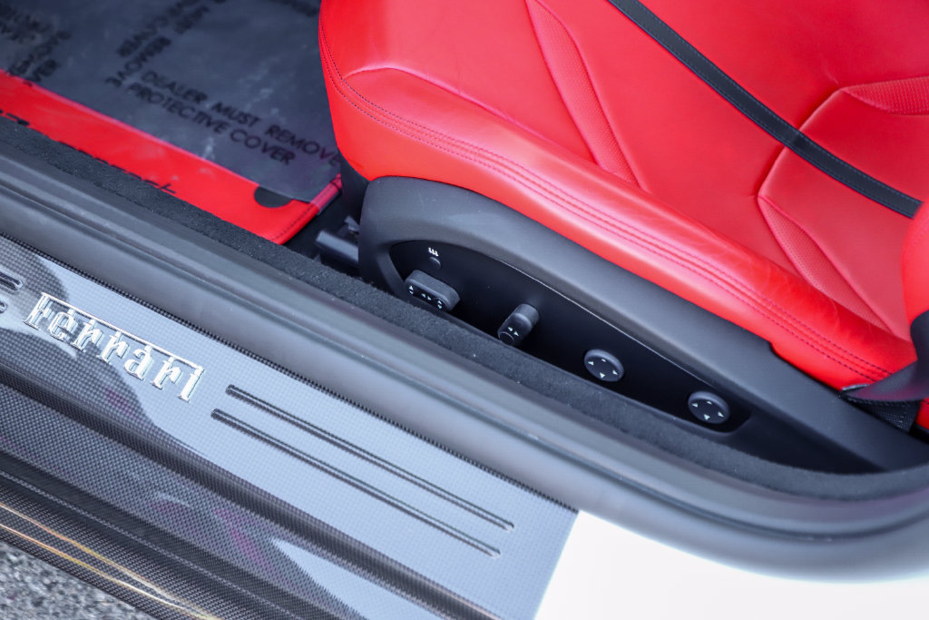 Certified 2018 Ferrari 812 Superfast RWD image 62