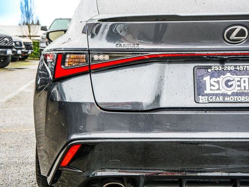 Used 2023 Lexus IS 500 image 10