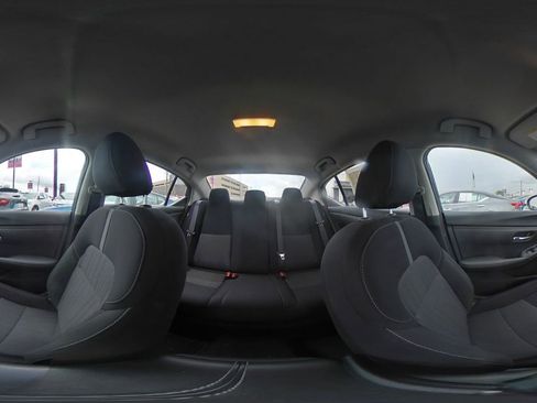 Used 2025 Nissan Sentra SV FWD image 40
