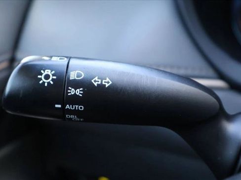 Used 2021 Toyota Venza Limited w/ Advanced Technology Package AWD/4WD image 16