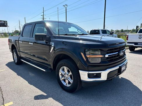 Used 2025 Ford F150 XLT w/ Equipment Group 301A Standard AWD/4WD image 8