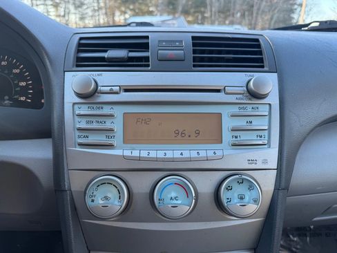 Used 2009 Toyota Camry LE image 20