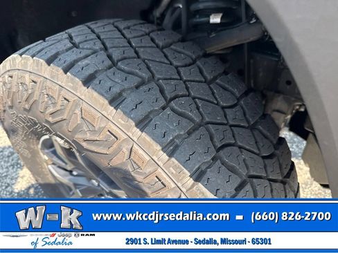 Used 2024 Chevrolet Colorado ZR2 AWD/4WD image 4