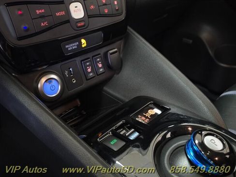 Used 2018 Nissan Leaf SL w/ SL Technology Package image 22