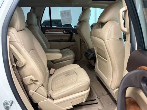 Used 2012 Buick Enclave Leather FWD image 25