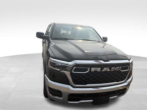 Used 2025 RAM 1500 Big Horn AWD/4WD image 9