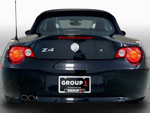 Used 2004 BMW Z4 3.0i RWD image 4