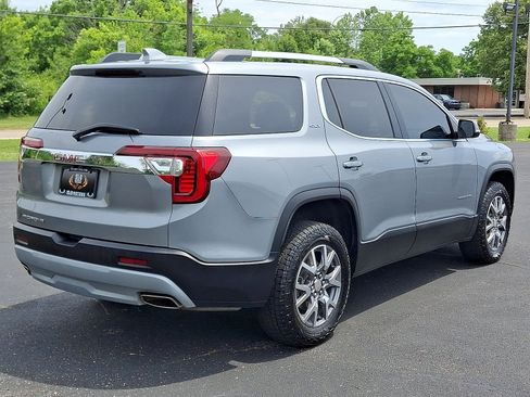 Used 2023 GMC Acadia SLT w/ LPO, Floor Liner Package FWD image 25