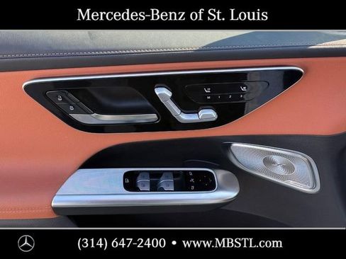 Certified 2025 Mercedes-Benz GLC 300 4MATIC image 17