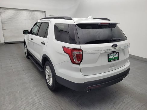Used 2017 Ford Explorer FWD image 5