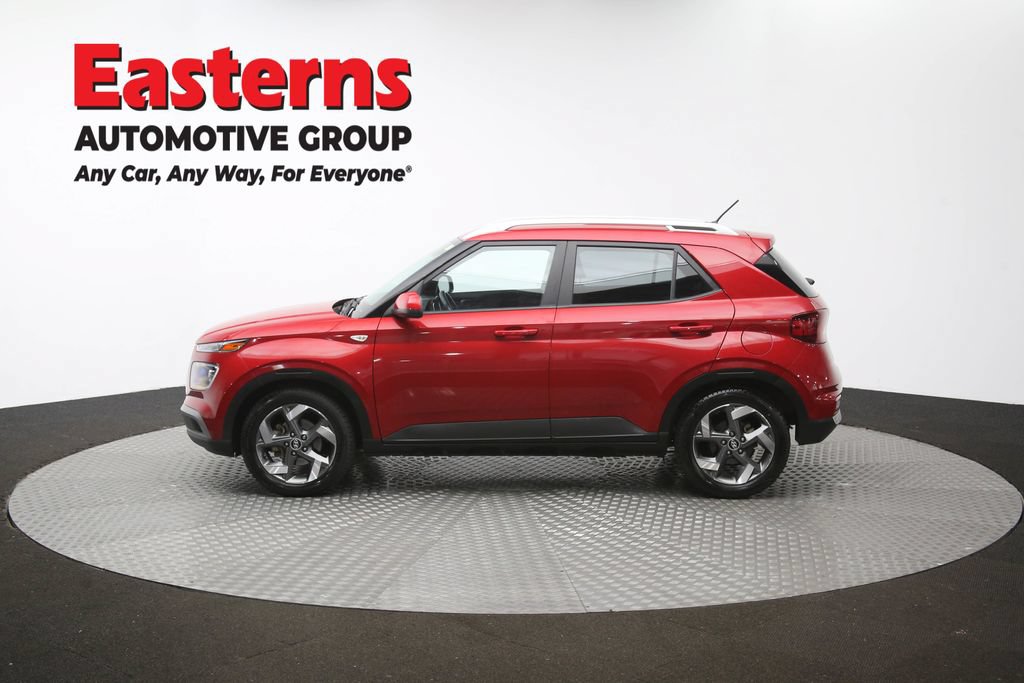 Used 2023 Hyundai Venue Limited FWD image 61