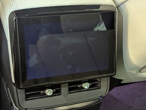 New 2026 Cadillac Vistiq Sport image 21