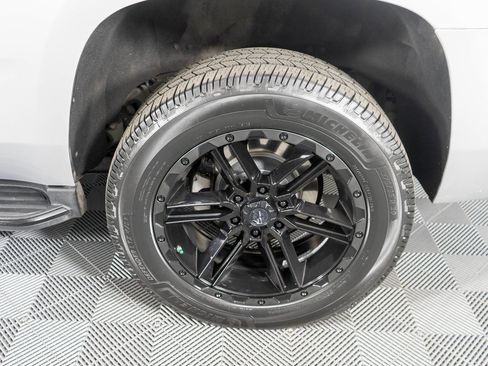 Used 2018 Chevrolet Tahoe Premier image 29