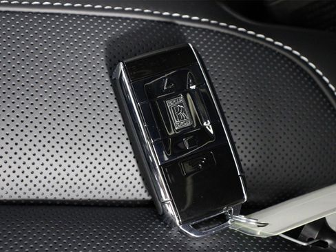 New 2025 Rolls-Royce Ghost image 16