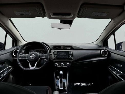 Used 2021 Nissan Versa SR image 36