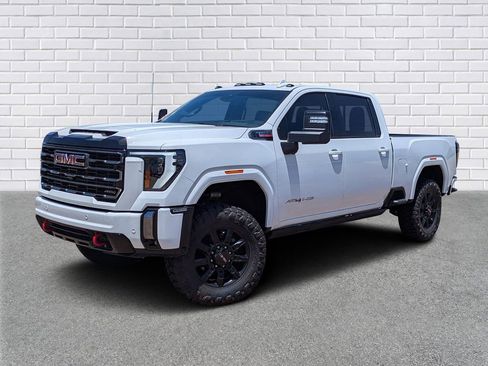 Used 2024 GMC Sierra 2500 AT4 w/ Technology Package AWD/4WD image 1