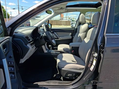 Used 2018 Subaru Forester 2.5i Limited AWD/4WD image 14