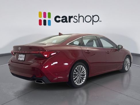 Used 2019 Toyota Avalon Limited w/ Advanced Safety Package FWD image 5