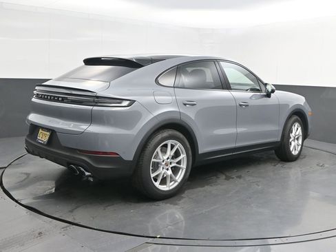 New 2026 Porsche Cayenne Coupe image 7