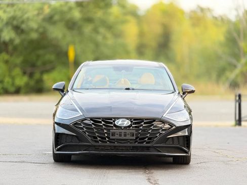 Used 2020 Hyundai Sonata Limited FWD image 3