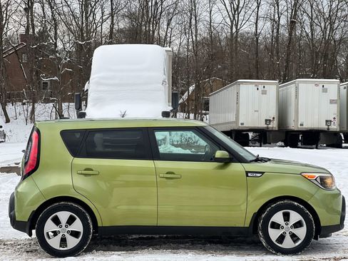 Used 2016 Kia Soul w/ Convenience Package FWD image 7