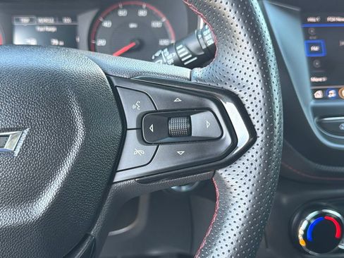 Used 2023 Chevrolet TrailBlazer RS FWD image 29