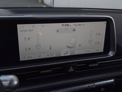 Used 2025 Hyundai Ioniq 6 Limited image 20