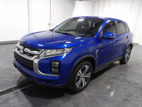 Used 2021 Mitsubishi Outlander Sport SE image 3