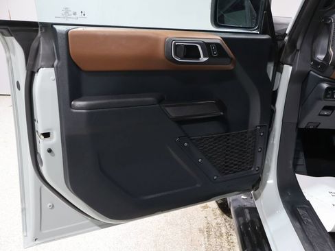 Used 2024 Ford Bronco Outer Banks image 13
