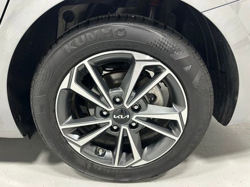 Used 2024 Kia Forte LXS image 57