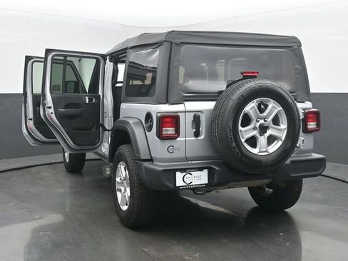 Used 2022 Jeep Wrangler Unlimited Sport AWD/4WD image 54