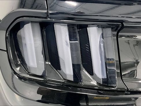 Used 2017 Ford Mustang Shelby GT350 w/ Electronics Package RWD image 25