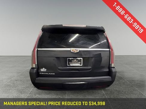 Used 2019 Cadillac Escalade ESV Premium Luxury image 25