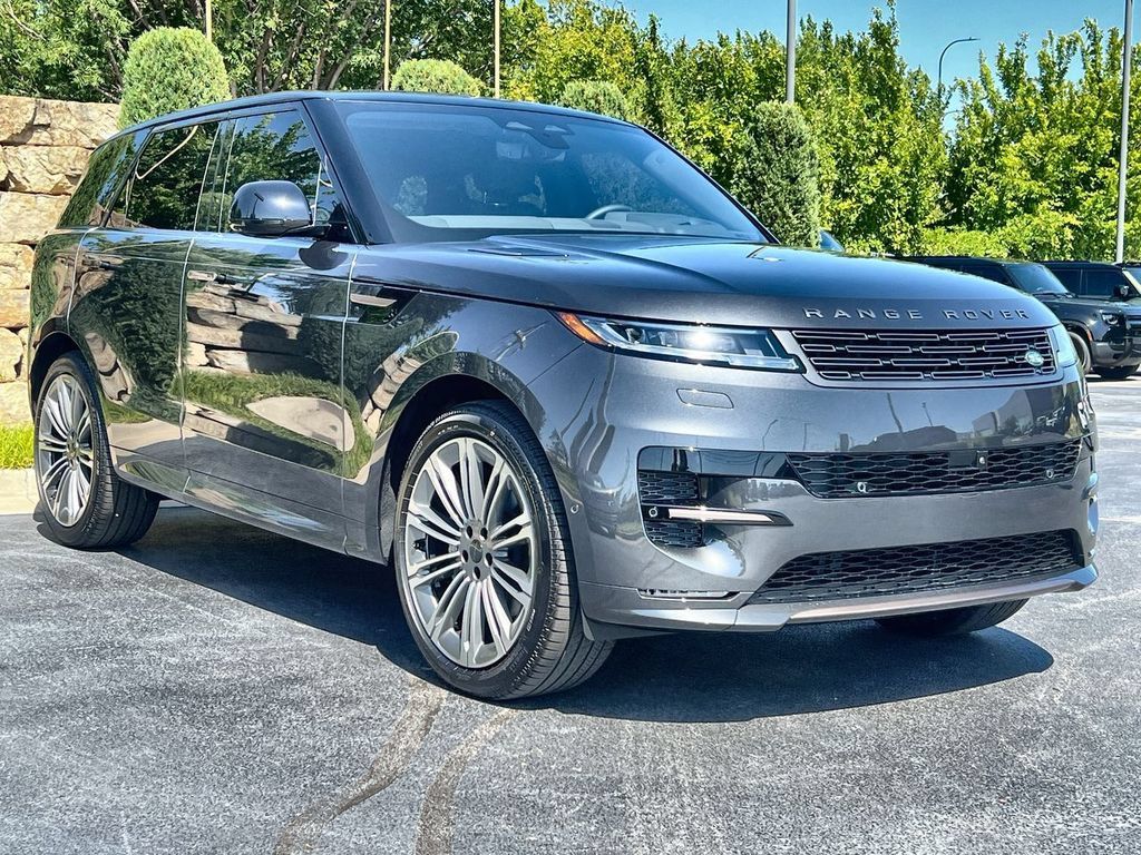 New 2026 Land Rover Range Rover Sport Dynamic SE AWD/4WD image 7
