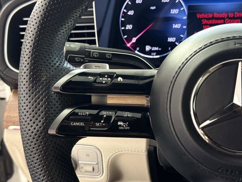 Used 2024 Mercedes-Benz GLS 450 4MATIC image 34