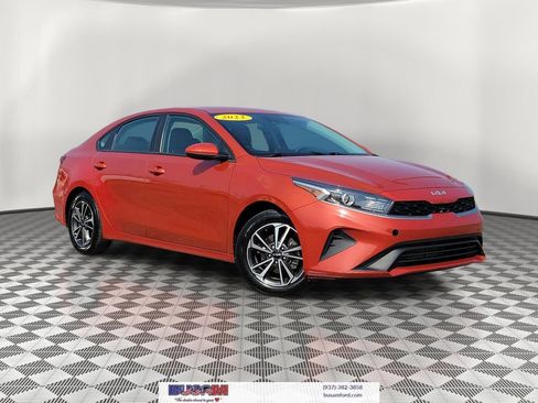 Used 2023 Kia Forte LXS image 1