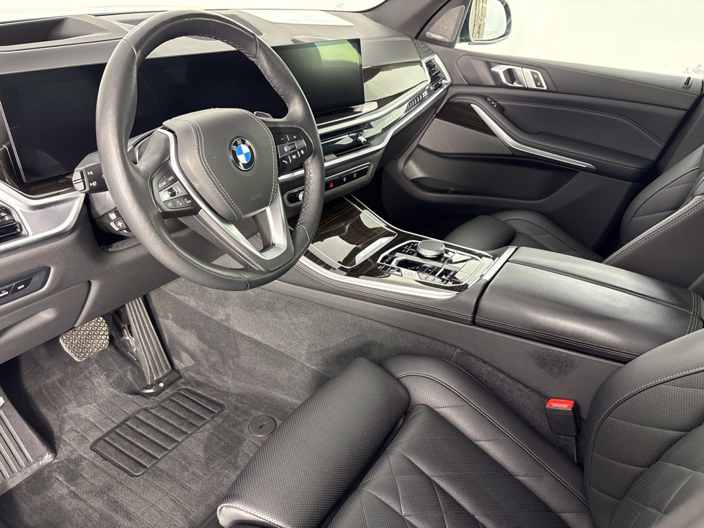 Certified 2024 BMW X5 xDrive40i w/ Premium Package AWD/4WD image 12