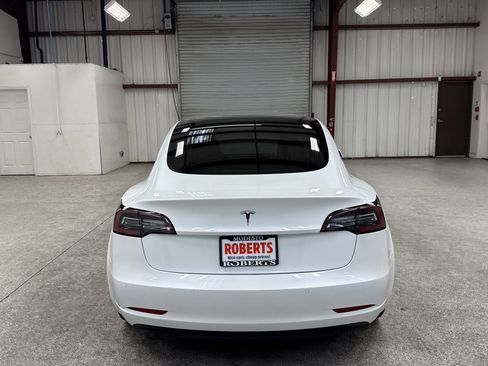 Used 2020 Tesla Model 3 Standard Range Plus image 19