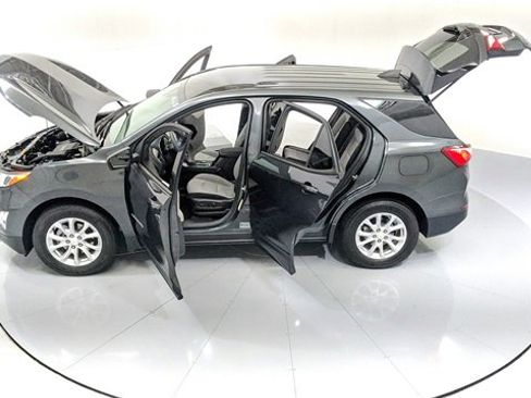 Certified 2019 Chevrolet Equinox LS w/ LS Convenience Package image 26