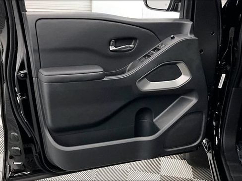 New 2026 Nissan Frontier SV w/ SV Convenience Package RWD image 34