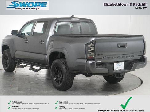 Used 2021 Toyota Tacoma SR image 5