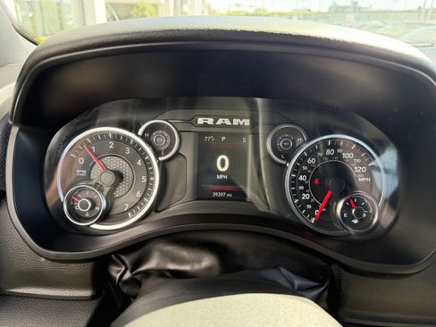 Used 2023 RAM 1500 Big Horn AWD/4WD image 37